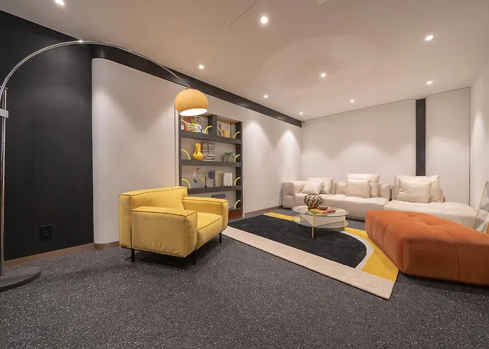 Nouvelle Itaewon By Aank Hotel