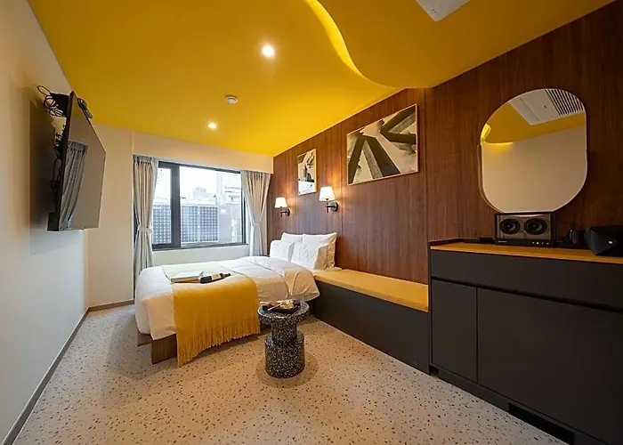 Nouvelle Itaewon By Aank Hotel